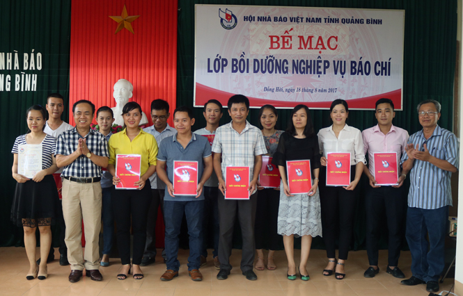 Bồi dưỡng, nâng cao nghiệp vụ báo chí cho gần 50 hội viên và cộng tác viên