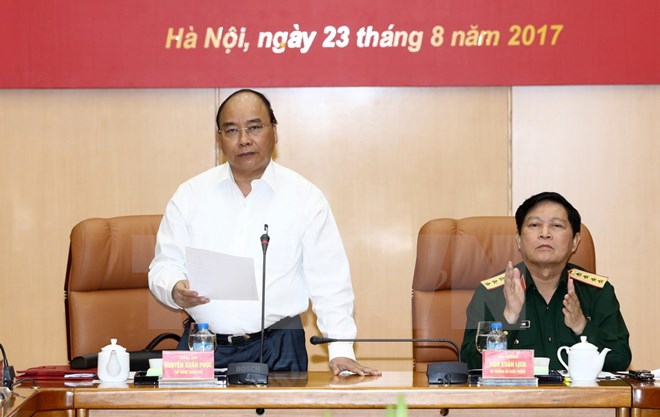 Thủ tướng: Xây dựng khu vực phòng thủ là chiến lược quan trọng