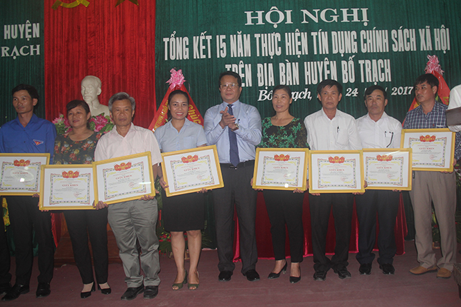 Tổng kết 15 năm thực hiện tín dụng chính sách xã hội trên địa bàn huyện Bố Trạch