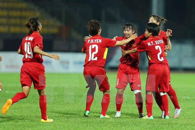 Thắng đậm Malaysia, Việt Nam giành HCV bóng đá nữ SEA Games 29