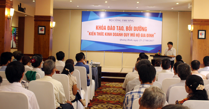 Bồi dưỡng kiến thức kinh doanh quy mô hộ gia đình