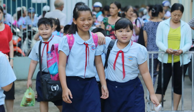Giãn thời gian và thời điểm thu học phí năm học mới