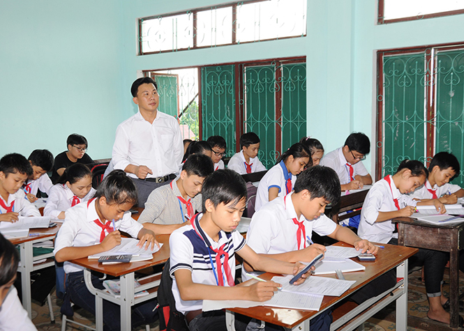 Người "chắp cánh" những tài năng vật lý