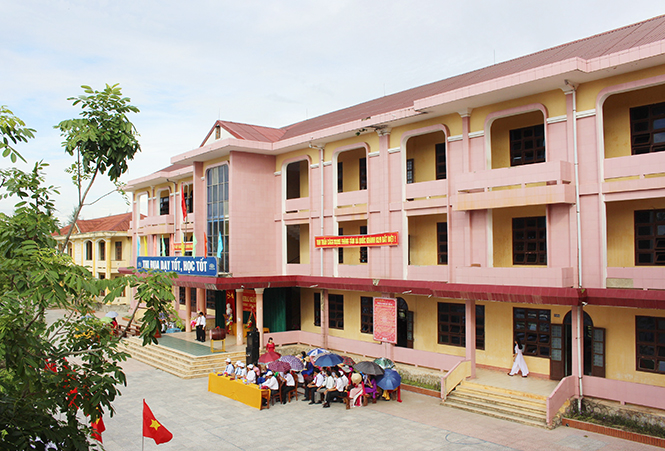 Lệ Thủy: Tạo điều kiện hỗ trợ tối đa cho học sinh vùng biển