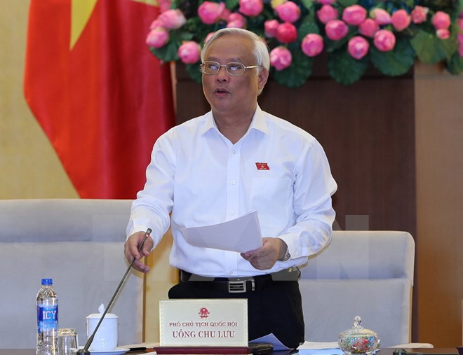 Thẩm tra báo cáo về công tác phòng, chống tham nhũng năm 2017
