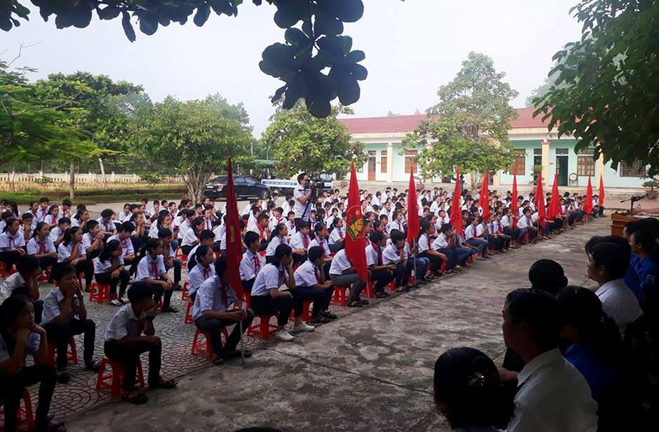 Huyện đoàn Tuyên Hoá: Tuyên truyền về an toàn giao thông cho học sinh