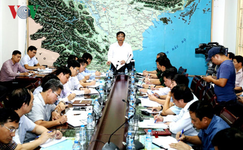 Họp khẩn triển khai các biện pháp ứng phó với bão số 10