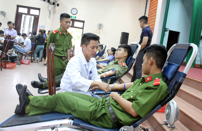 Ngày hội hiến máu tình nguyện tại huyện Quảng Ninh