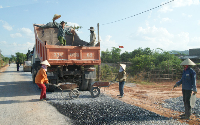 Công đoàn Công ty CP sửa chữa đường bộ và XDTH Quảng Bình: Nỗ lực nâng cao đời sống của người lao động