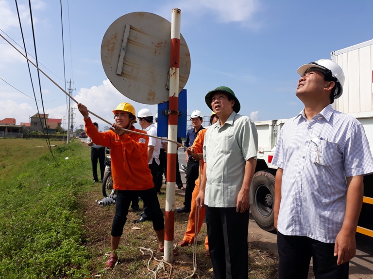 Tăng cường công tác phối hợp, khẩn trương khắc phục hệ thống điện