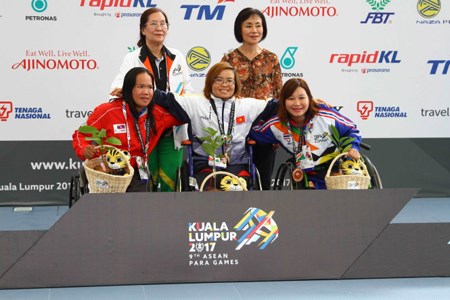 ASEAN Para Games 2017: "Kình ngư" Vi Thị Hằng mang về HCV đầu tiên