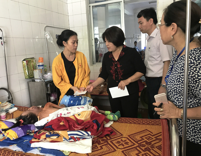 Chú ý phòng chống các dịch bệnh có thể phát sinh sau bão