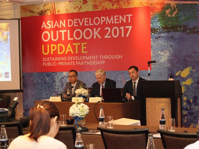ADB: Kinh tế Việt Nam được kỳ vọng tăng trưởng cao hơn vào cuối năm