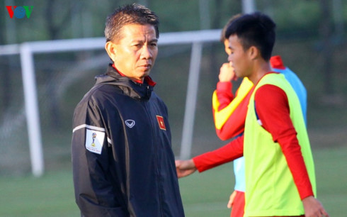 HLV Hoàng Anh Tuấn: "U19 Việt Nam có HLV thủ môn từ Arsenal"