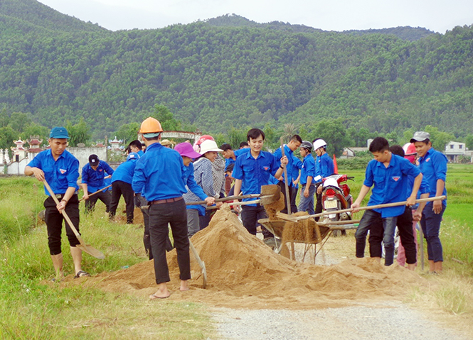 Xã Quảng Trung: Huy động mọi nguồn lực,quyết tâm cán đích nông thôn mới