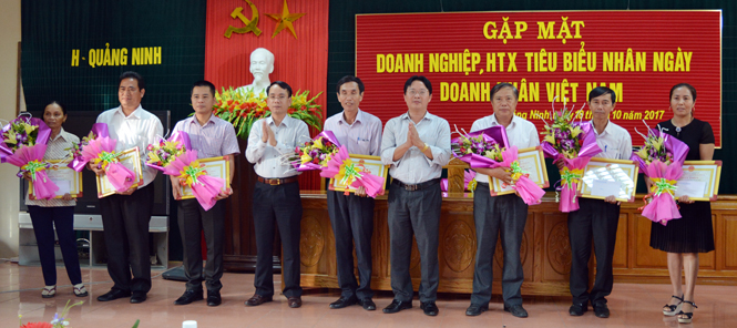 Quảng Ninh: Gặp mặt doanh nghiệp, HTX tiêu biểu