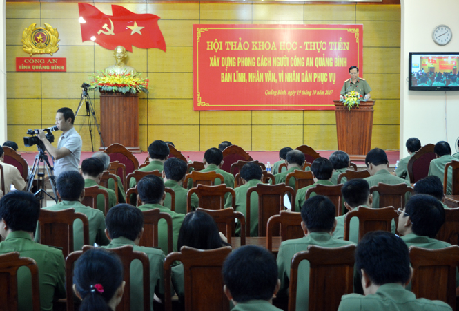 "Xây dựng phong cách người Công an Quảng Bình bản lĩnh, nhân văn, vì nhân dân phục vụ"