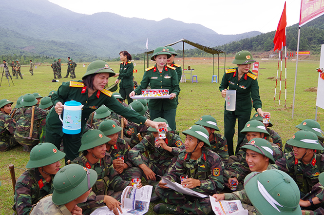 Những người lính nữ