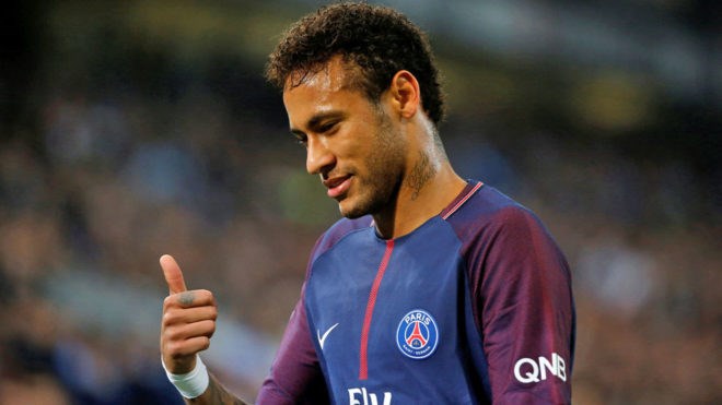 Đồng đội 'nóng mặt' với các đặc quyền của Neymar tại PSG