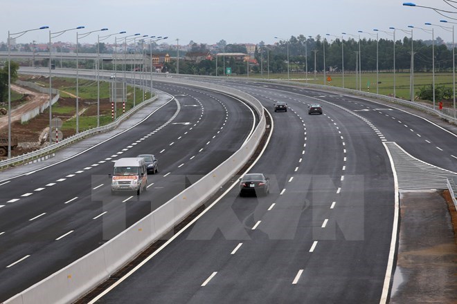 Bộ trưởng GTVT: Cao tốc Bắc-Nam mức phí cao nhất là 3.400 đồng/km