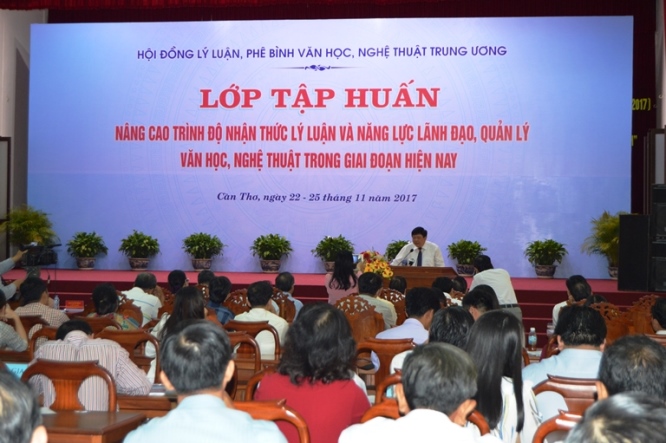 Nâng cao trình độ nhận thức lý luận và năng lực lãnh đạo, quản lý văn học, nghệ thuật trong giai đoạn hiện nay
