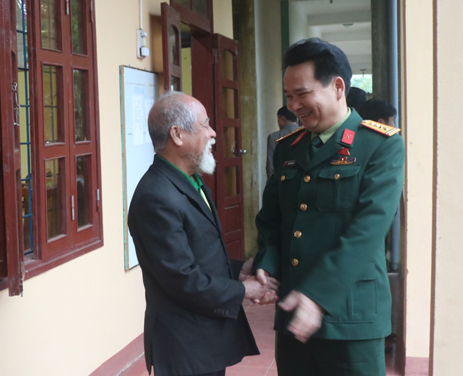 Đại biểu Quốc hội tiếp xúc cử tri huyện Tuyên Hoá và Minh Hoá