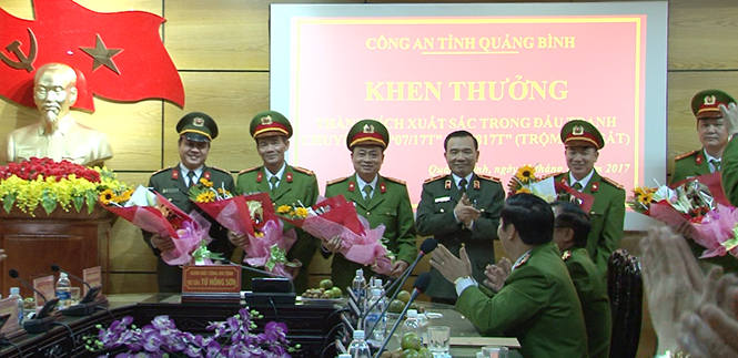 Công an tỉnh: Khen thưởng lực lượng phá chuyên án trộm két sắt