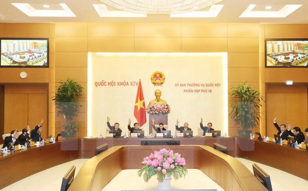 Bổ sung 553 tỷ đồng mua bù số gạo đã xuất kho để cứu trợ người dân