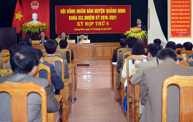 HĐND huyện Quảng Ninh: Thông qua các nghị quyết thực hiện nhiệm vụ năm 2018
