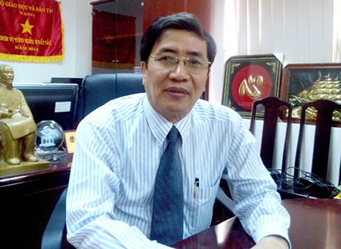 Vì sao Bộ GD-ĐT bỏ "lệnh cấm" thi tuyển vào lớp 6?