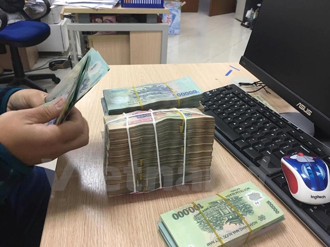 Các ngân hàng thương mại đồng loạt thay đổi cách tính lãi suất