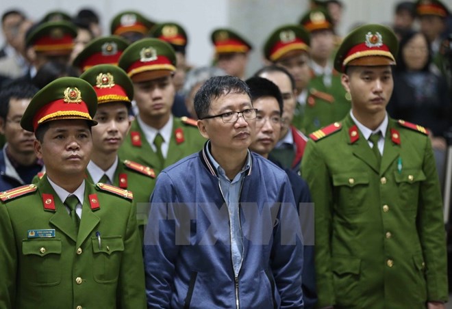 Hội đồng xét xử cách ly bị cáo Đinh La Thăng và Trịnh Xuân Thanh