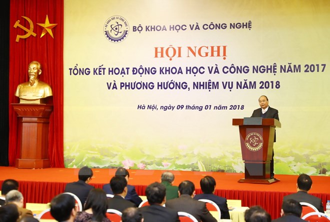 Thủ tướng: Cần coi doanh nghiệp là trung tâm đổi mới sáng tạo