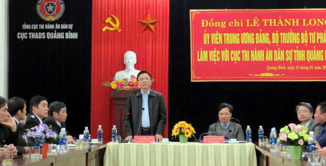 Bộ trưởng Bộ Tư pháp làm việc với Cục thi hành án dân sự tỉnh