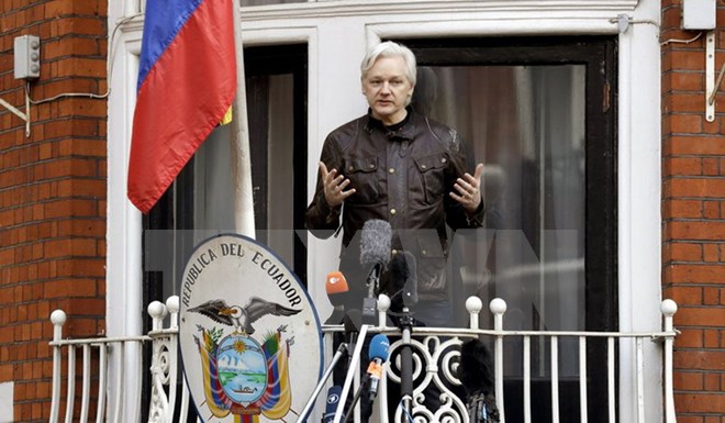 Anh bác yêu cầu về quy chế ngoại giao cho nhà sáng lập WikiLeaks