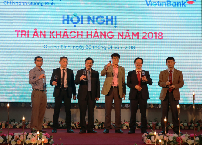 Vietinbank Quảng Bình tổ chức hội nghị tri ân khách hàng