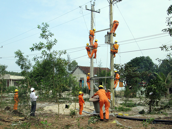 Cung ứng gần 900 triệu kWh điện năng cho khách hàng