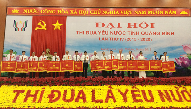 Đổi mới, nâng cao chất lượng công tác thi đua, khen thưởng