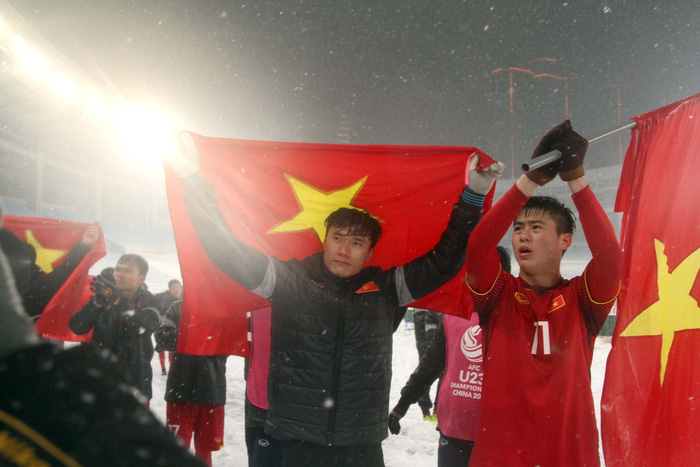U23 Việt Nam - Uzbekistan 1-2: Cuộc chia tay màu đỏ