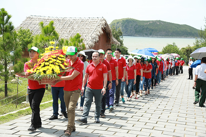 Hấp dẫn du lịch ngày xuân