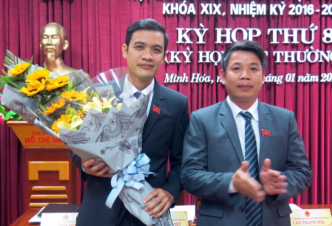Bầu chức danh Phó Chủ tịch HĐND huyện Minh Hóa