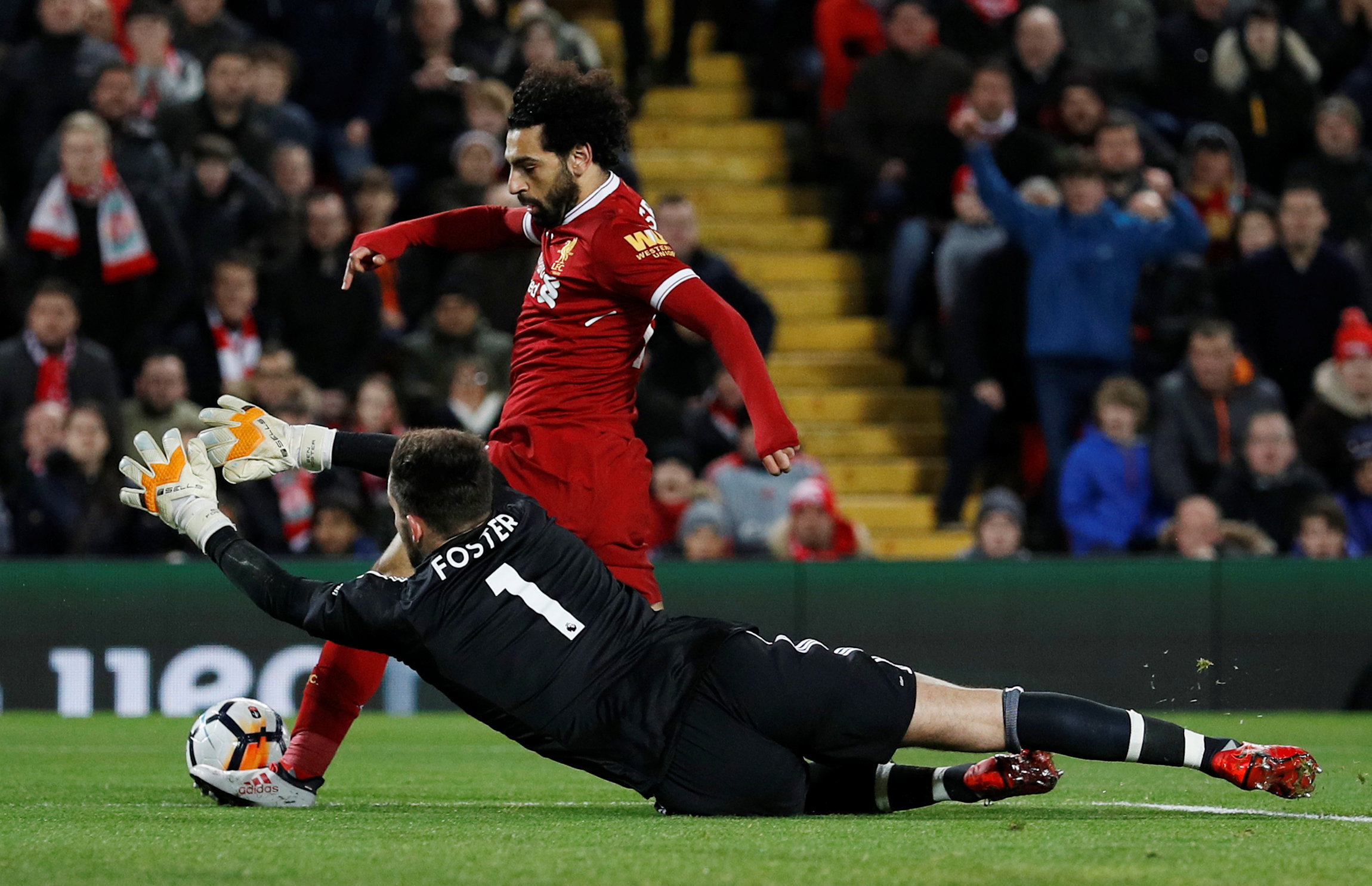 Liverpool cần sớm "tỉnh mộng"