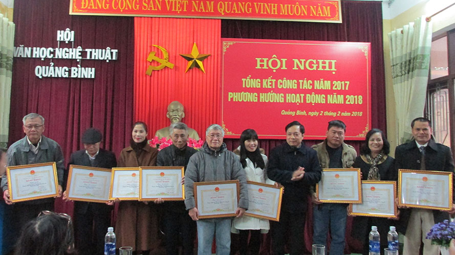 Đẩy mạnh các hoạt động nhằm nâng cao chất lượng sáng tác văn học nghệ thuật