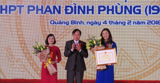 Kỷ niệm 20 năm thành lập Trường THPT Phan Đình Phùng