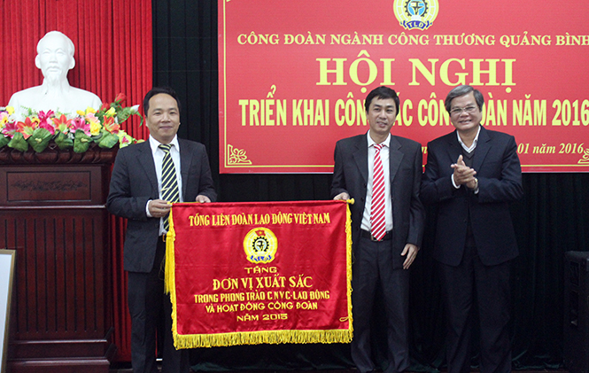 Lấy lợi ích làm điểm tập hợp, thu hút đoàn viên, người lao động