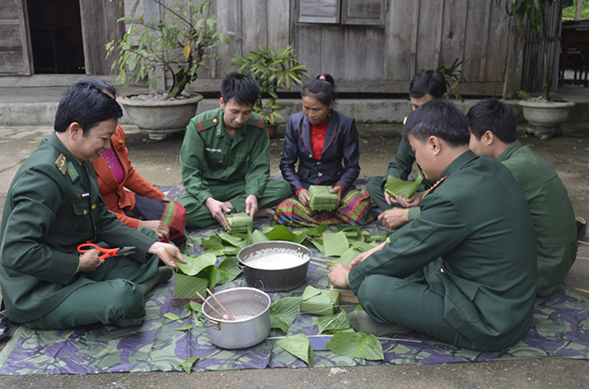 Ấm lòng Tết biên cương