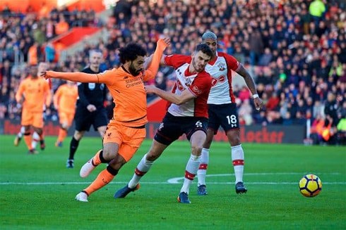 Salah lập công, Liverpool thắng nhẹ Southampton