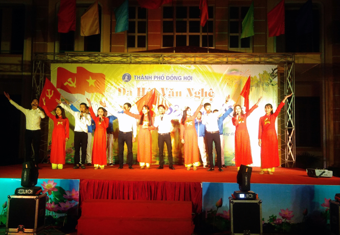 Dạ hội văn nghệ 'Khúc ca mừng Đảng, mừng xuân'