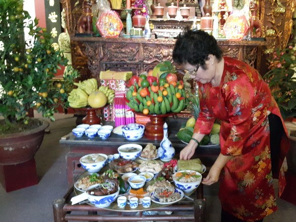 Tết cổ truyền xưa và nay: Vẫn duy trì những phong tục đặc sắc