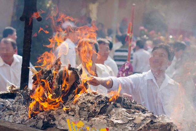 Giáo hội Phật giáo Việt Nam đề nghị bỏ tục đốt vàng mã